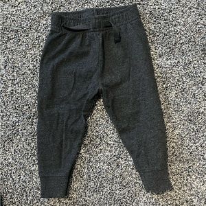 Lightweight knit jogger